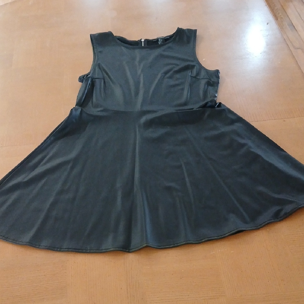 Forever 21 Black Sleeveless Skater Tunic